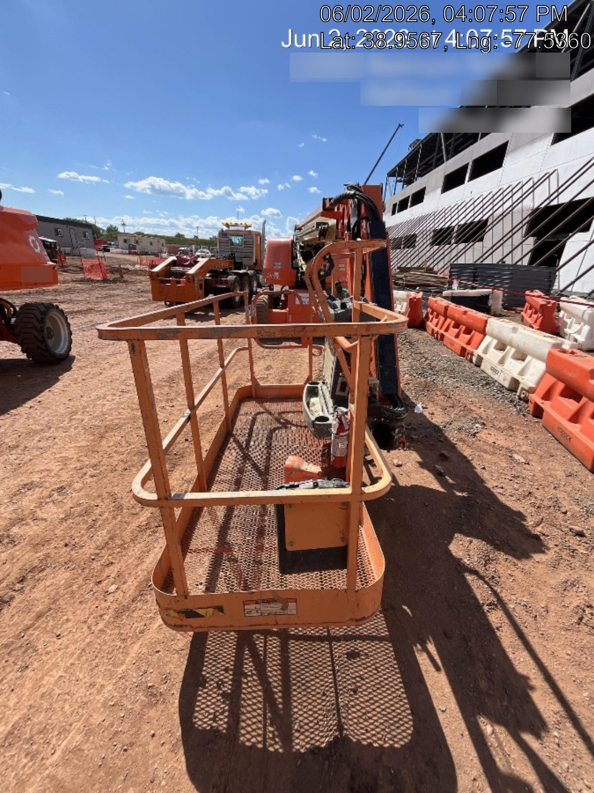 2021 JLG 660SJ