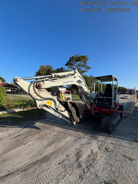 2022 TAKEUCHI TB250-2R
