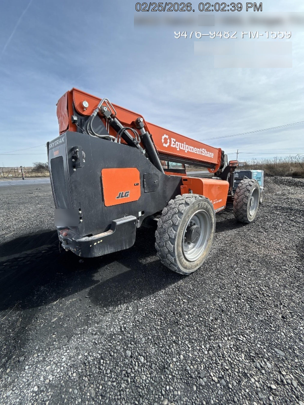 2023 SKYTRAK 8042