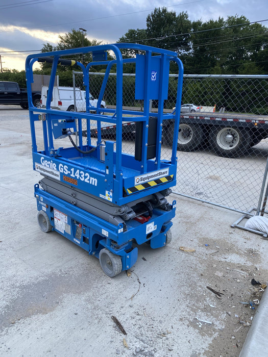 2022 GENIE GS-1432
