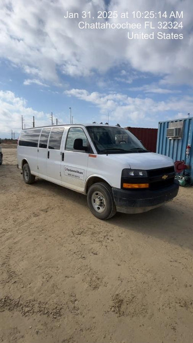 2023 CHEVROLET Express Van - Rental
