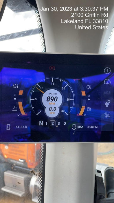 2018 Case 821G CLOSED CAB, 1 FUNCTION, JRB 418 STYLE HYD COUPLER