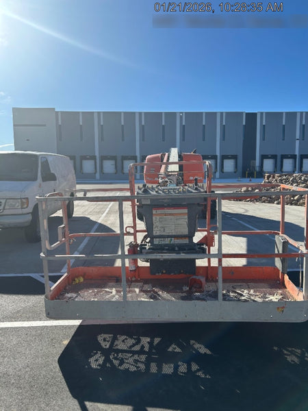2022 JLG 660SJ
