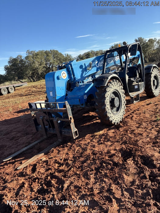 2018 Genie GTH-844 Genie GTH-844 w/ROPS, Work Lights, Solid Tires, RH Cab Mesh, Beacon, 60" Carriage and Forks