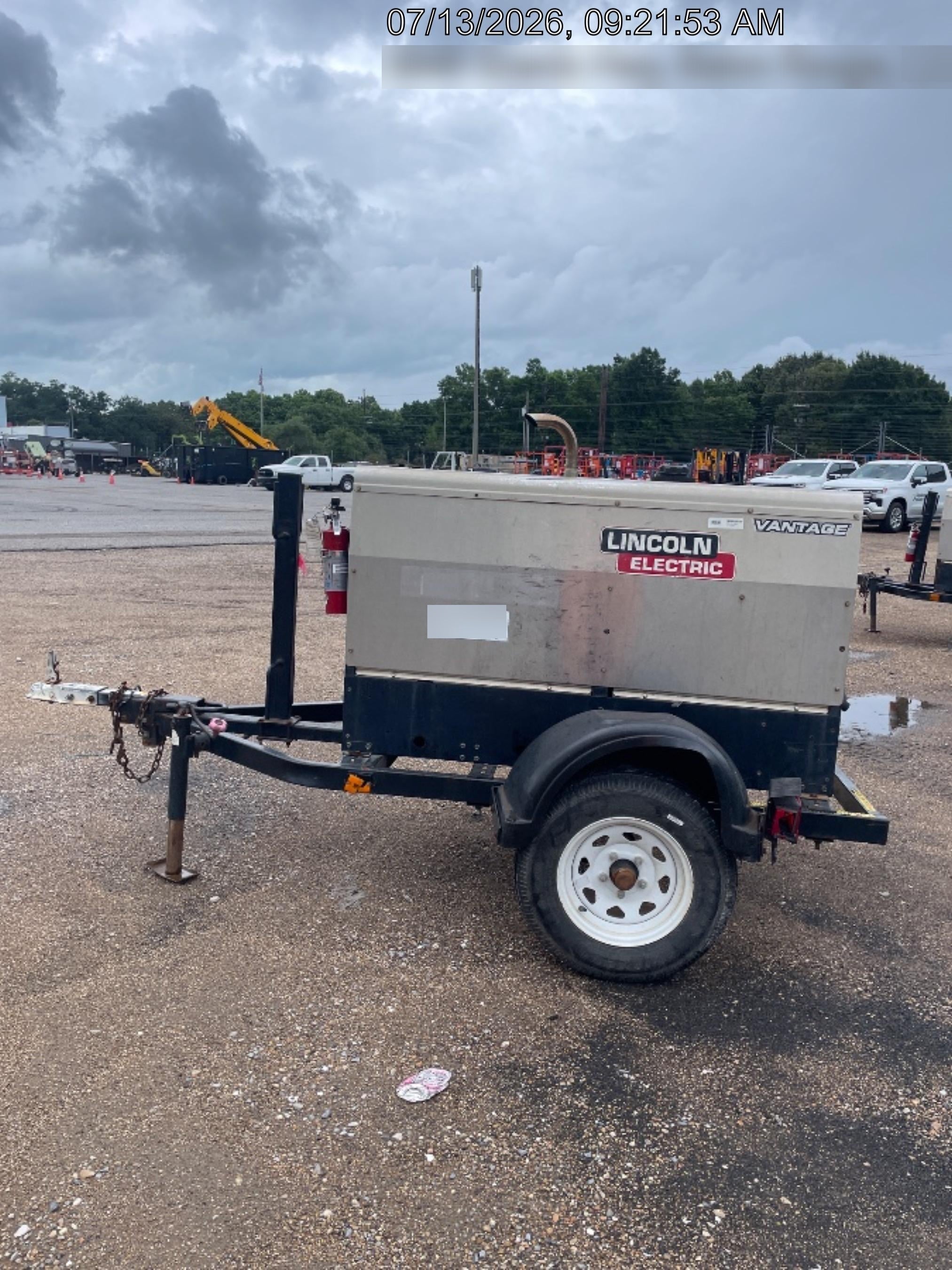 2019 Lincoln Electric Vantage 322 Welder Ready-Pak 3, Two wheel trailer, Fender and Light kit, Cable Rack