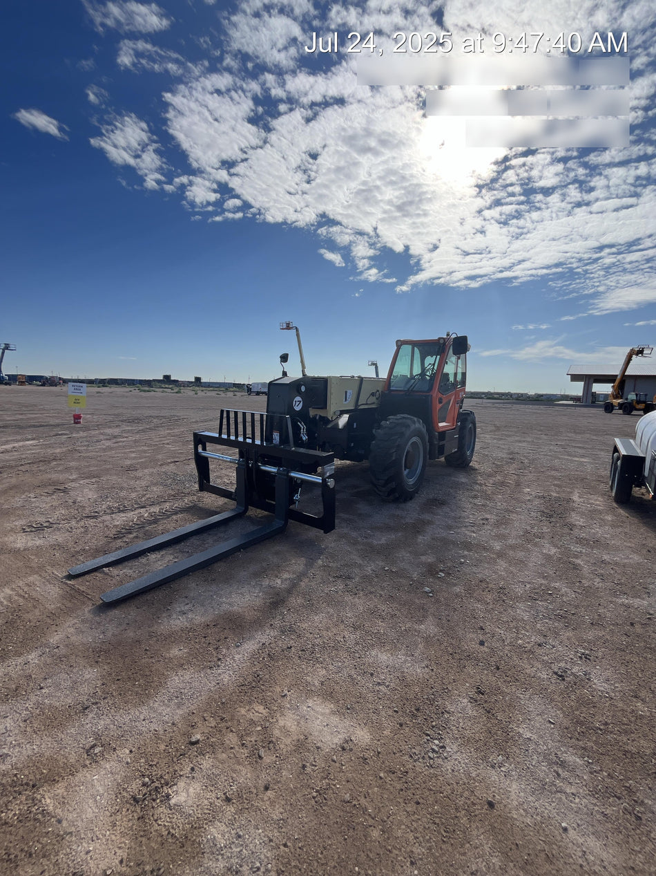 2025 JLG 1732