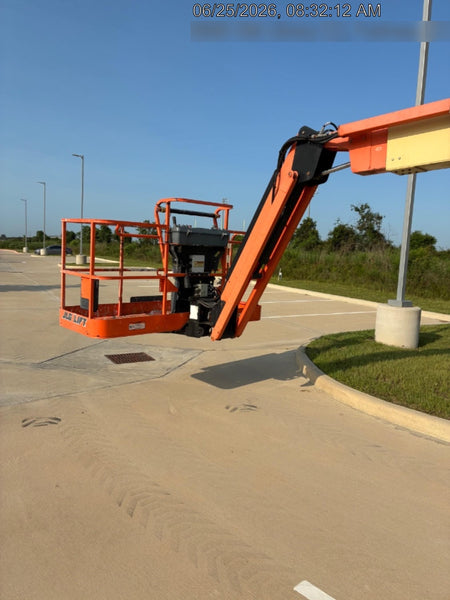 2019 JLG 800AJ