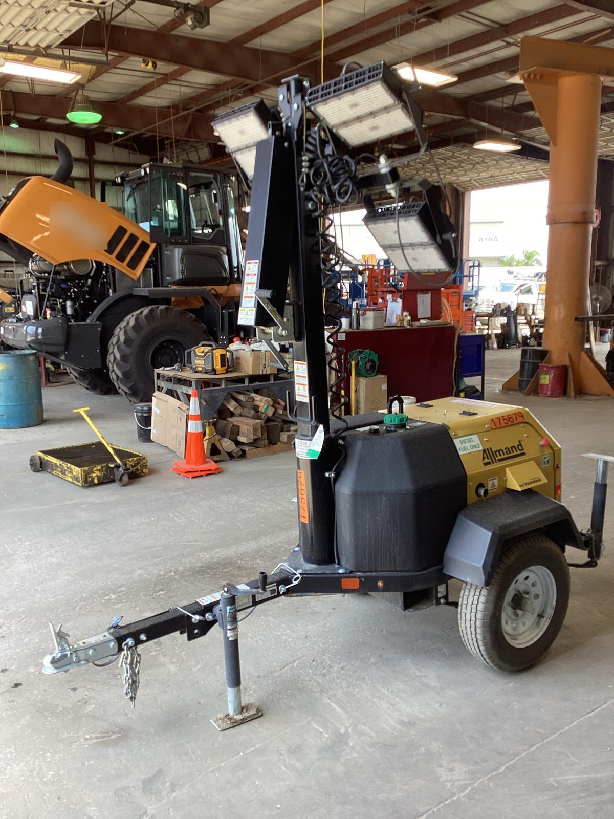 2021 ALLMAND NLV3GR
