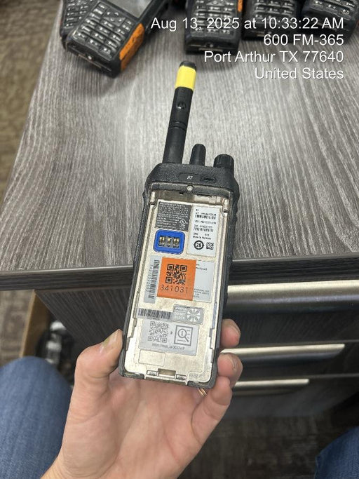 2023 MOTOROLA R7 DISPLAY