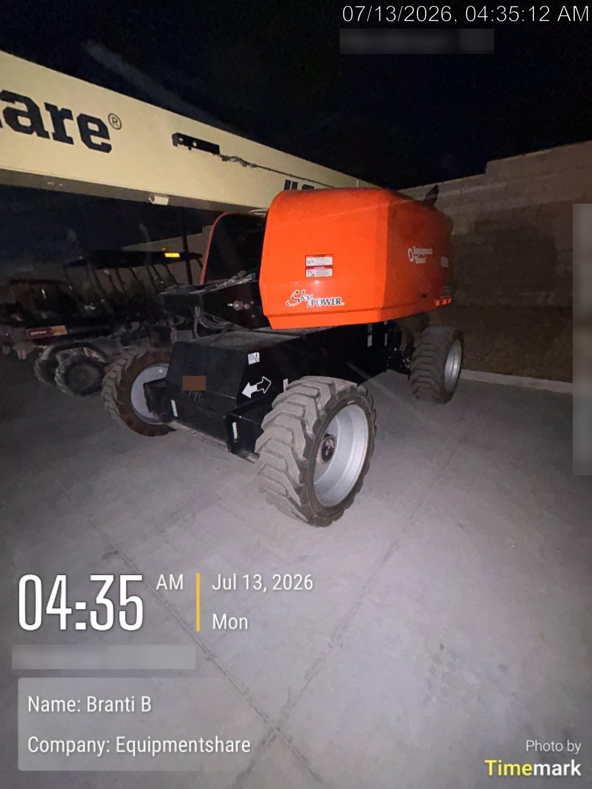 2025 JLG 660SJ