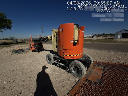 2025 JLG E300AJP