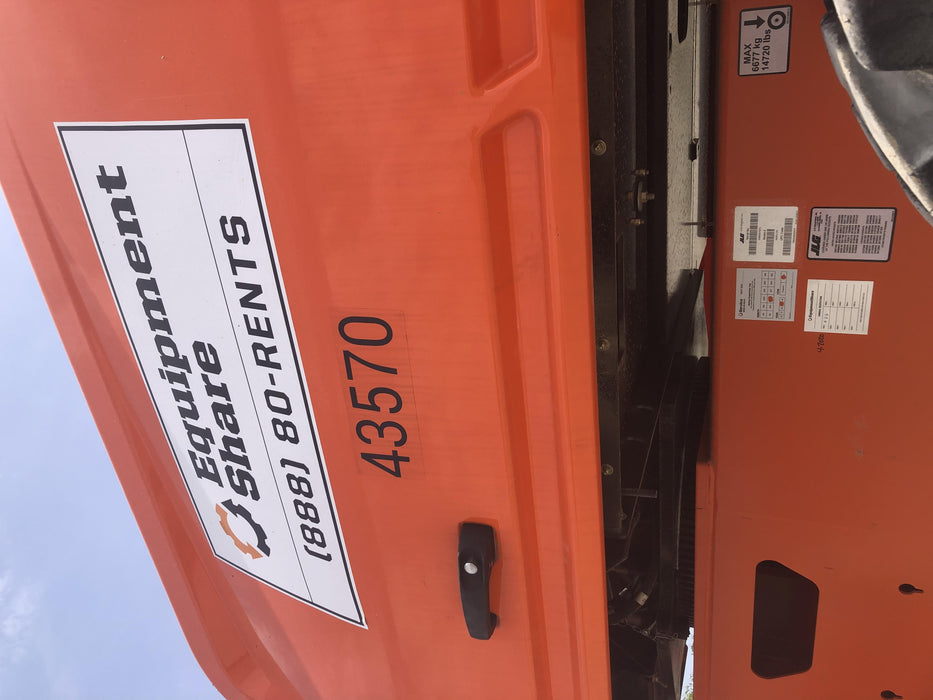2019 JLG 660SJ
