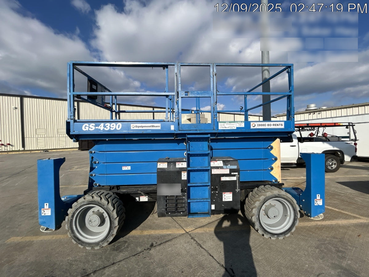 2020 GENIE GS-4390 RT