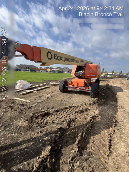 2022 JLG 660SJ
