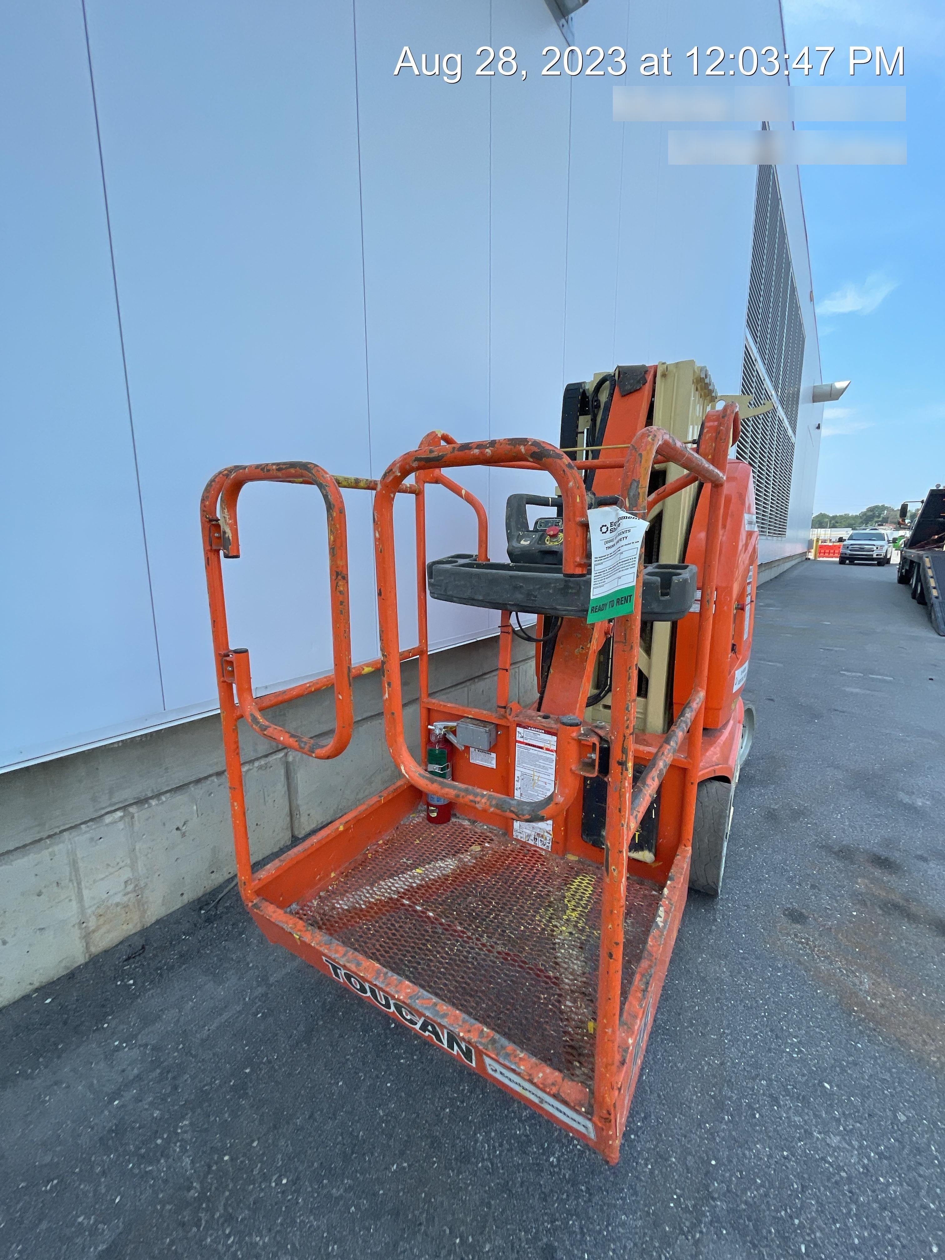 2022 JLG 26E