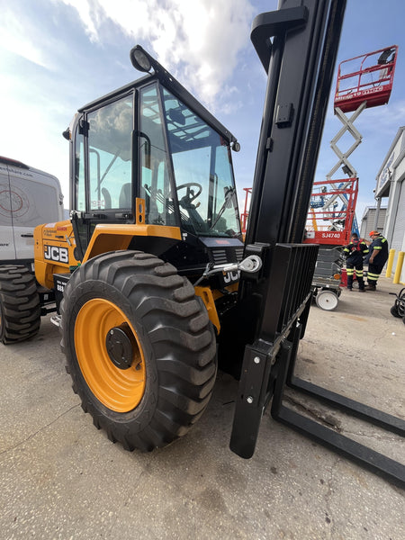 2025 JCB 930-4