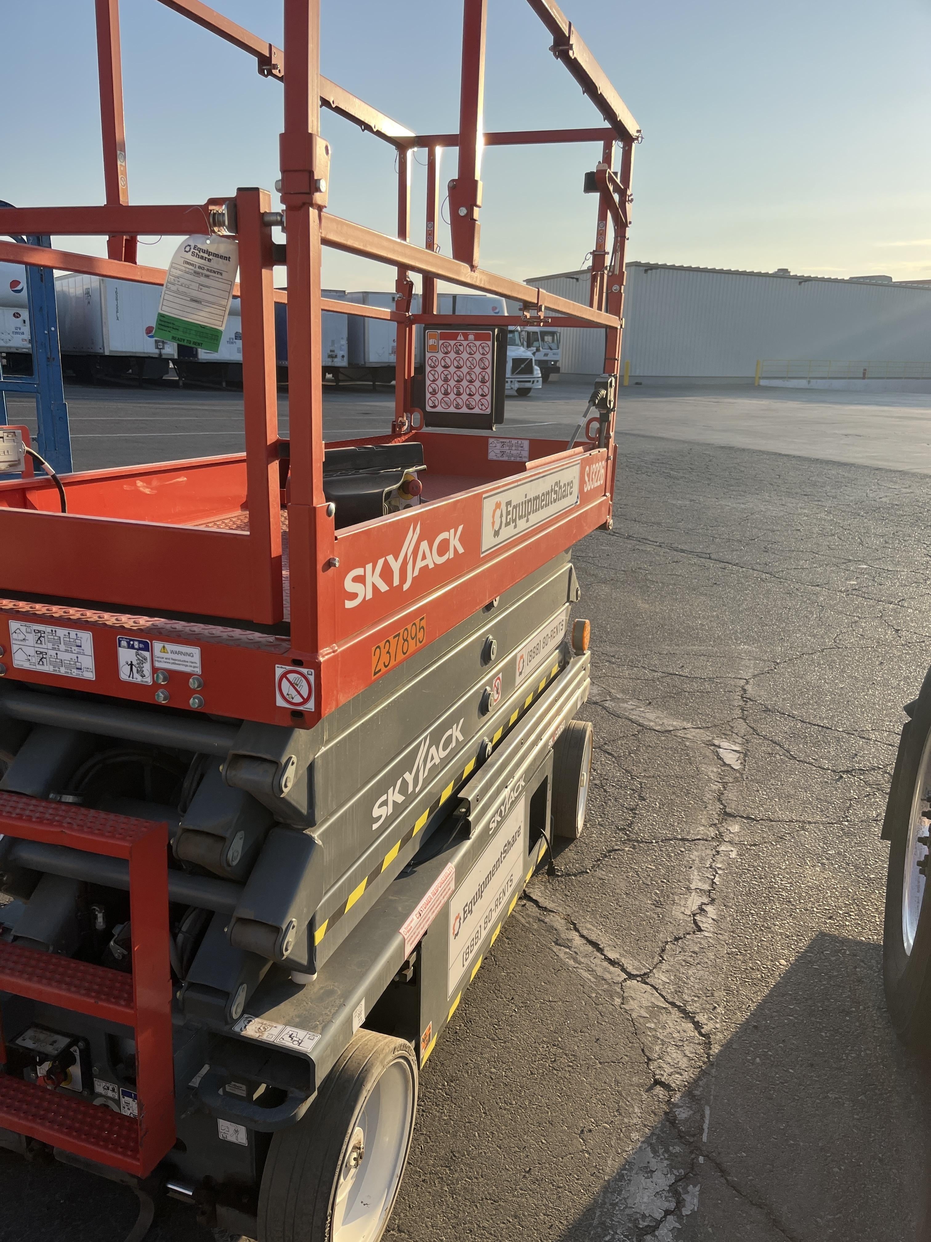 2022 SKYJACK SJ3226