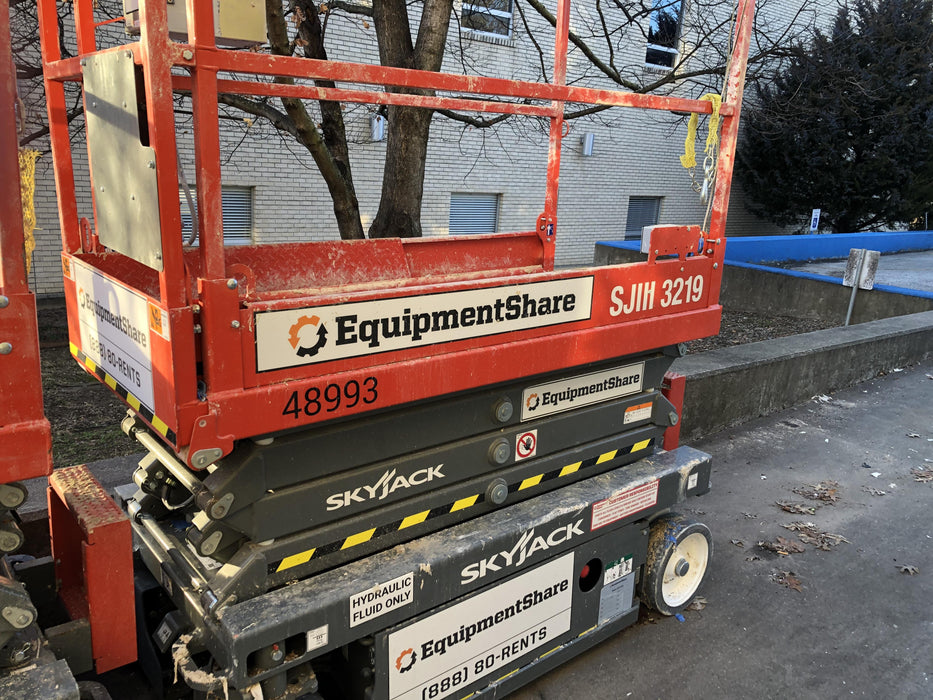 2019 Skyjack SJIII-3219 Standard Options, Trojan Batteries