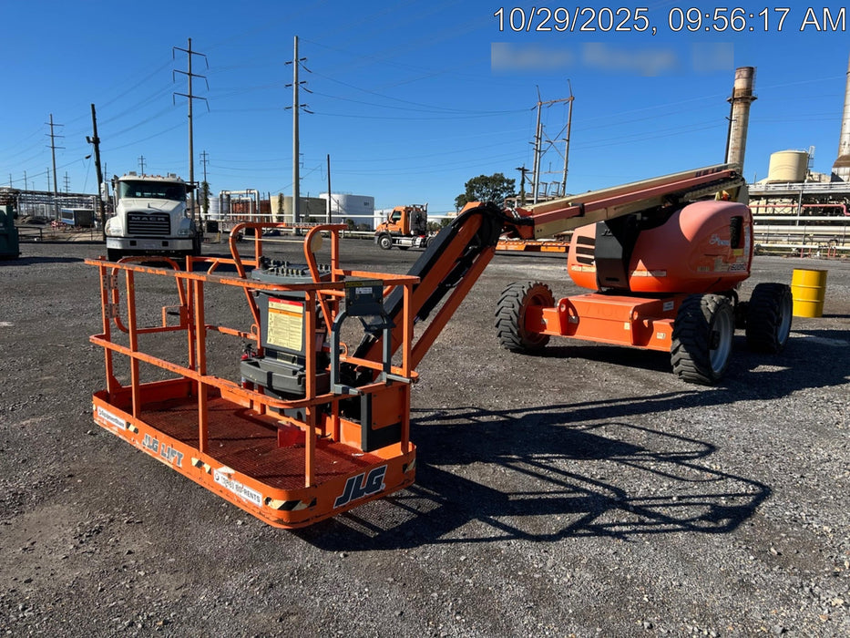 2021 JLG 600AJ