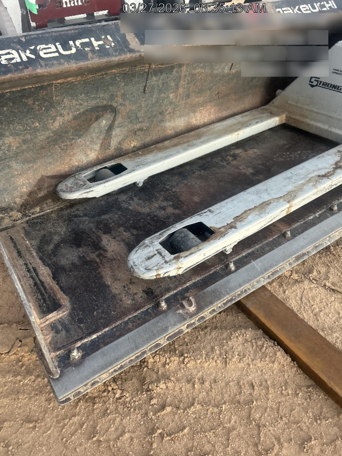 2025 STRONGWAY 4400 lb Pallet Jack