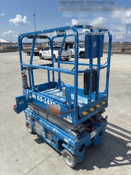 2023 GENIE GS-1432