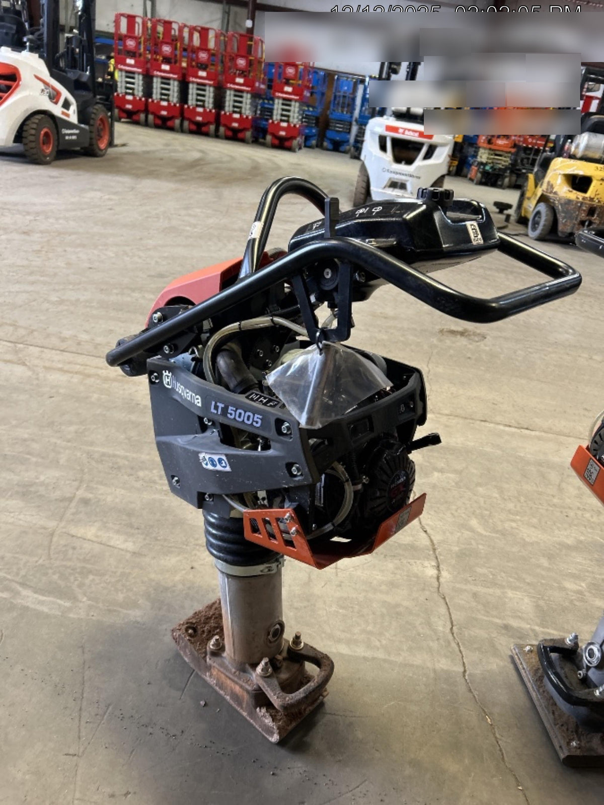 2025 HUSQVARNA LT5005