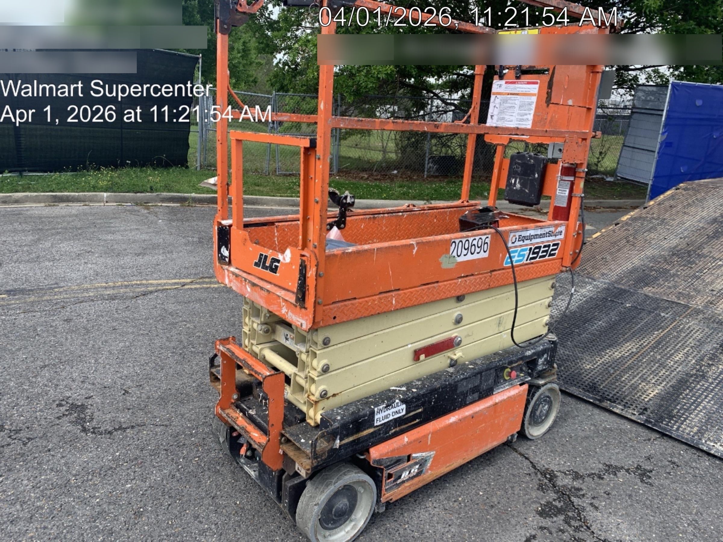 2022 JLG ES1932