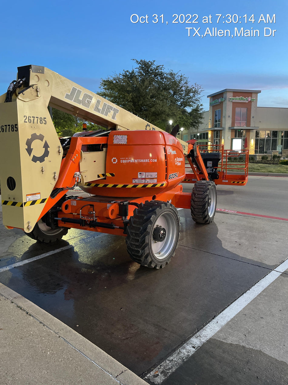 2022 JLG 600AJ