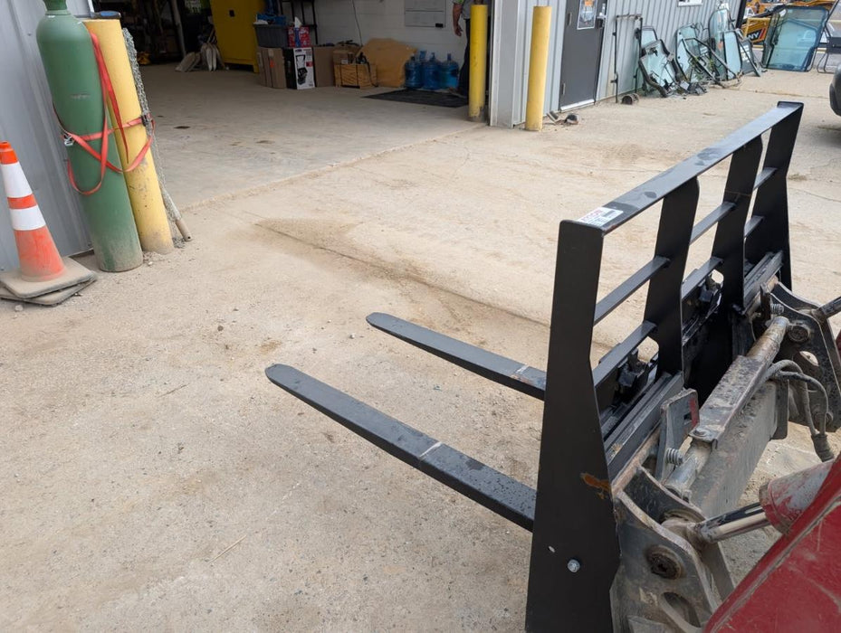 2025 ARROW MATERIAL HANDLING F5100CB