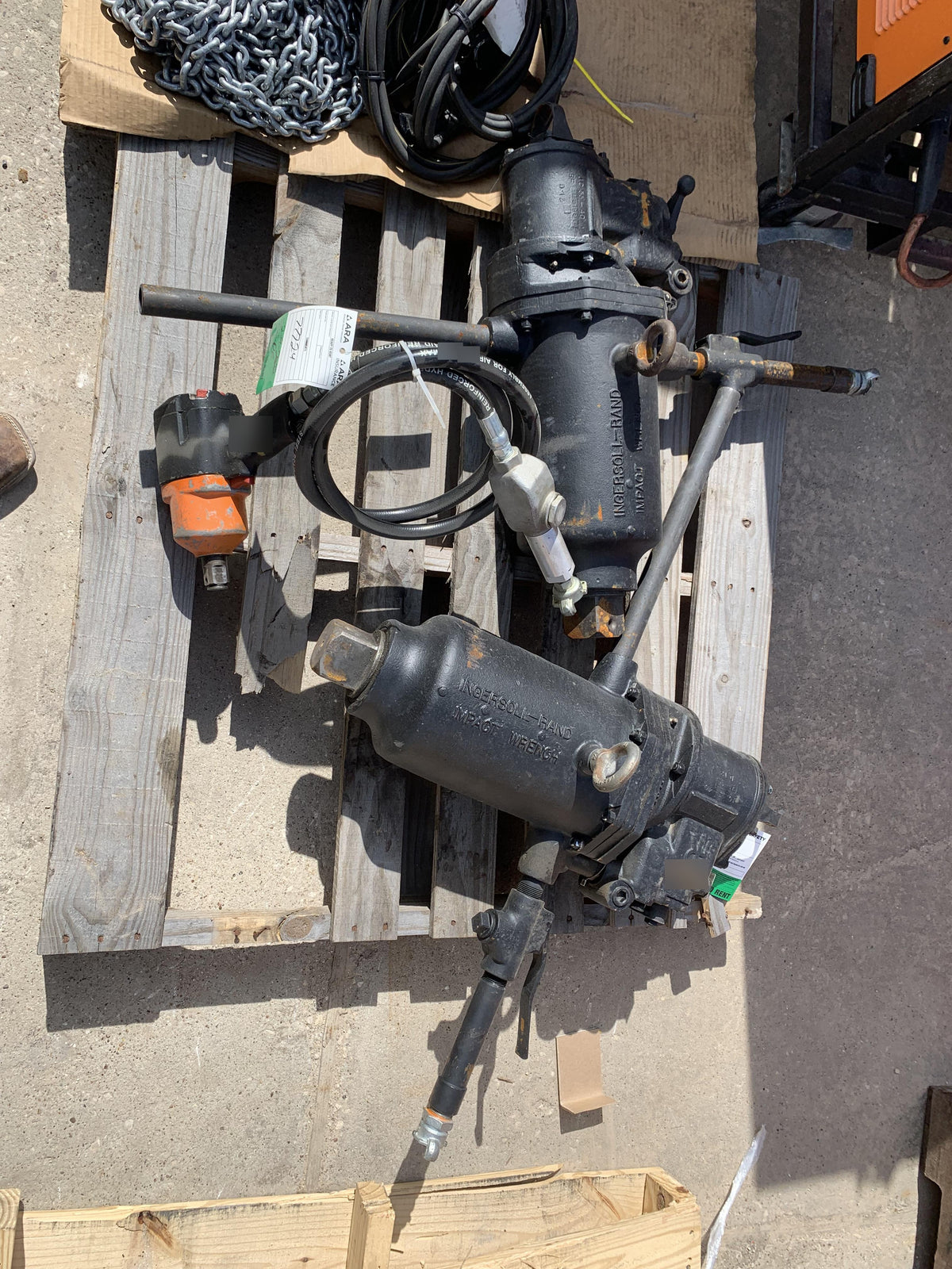 2022 INGERSOLL RAND 588A1