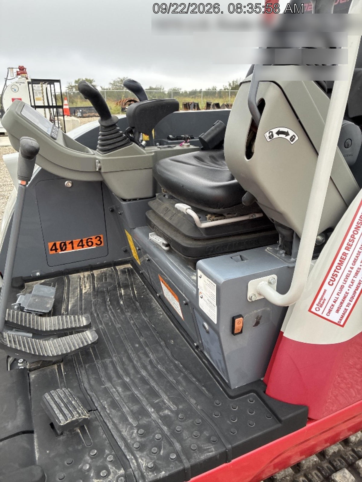 2024 TAKEUCHI TB235-2RA