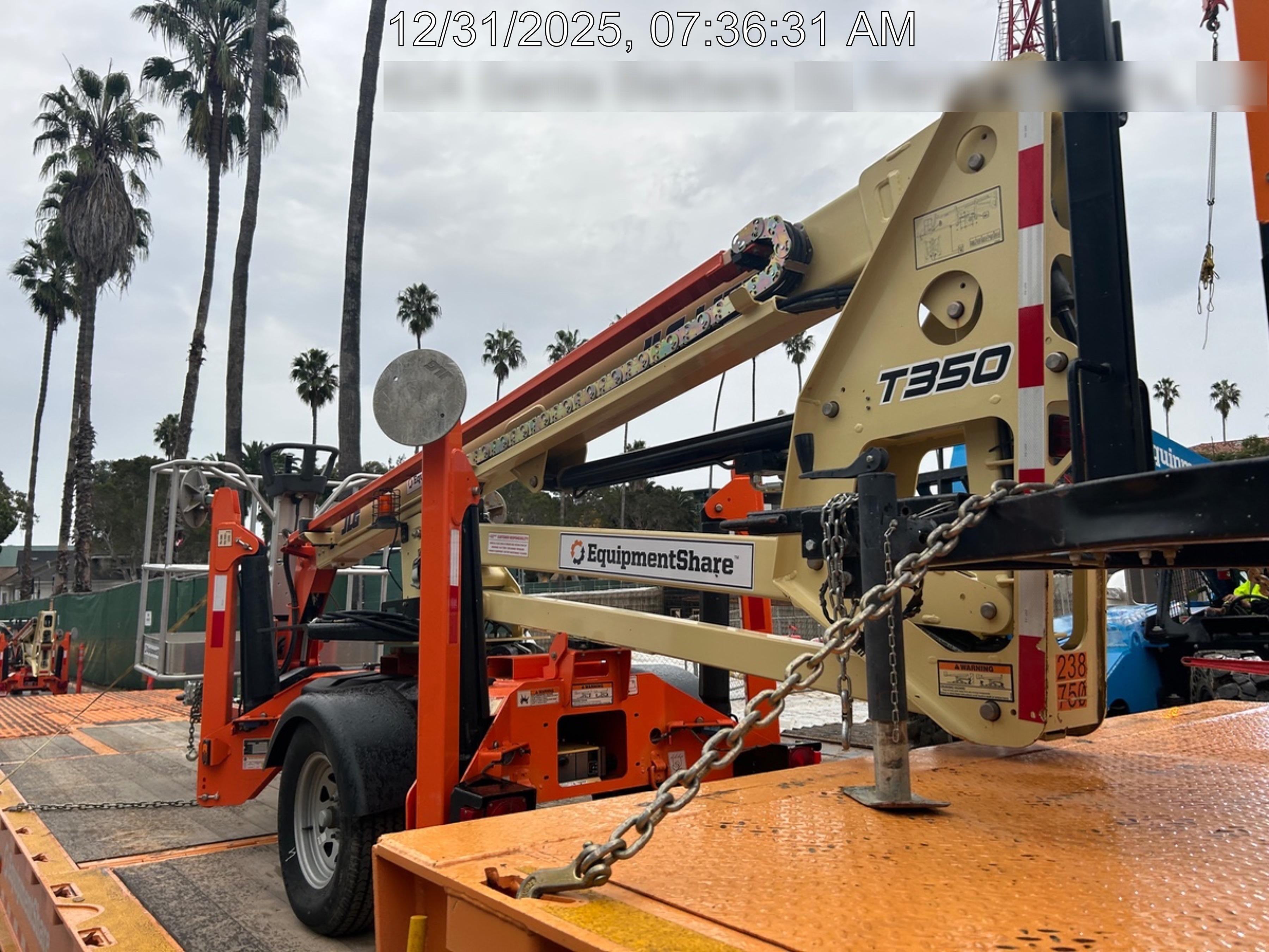 2022 JLG T350