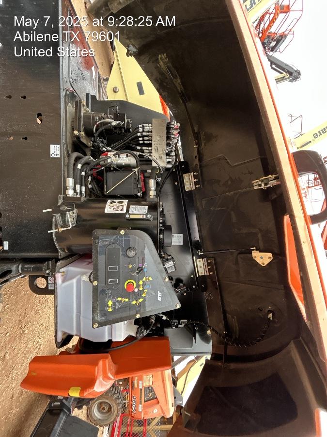 2025 JLG 460SJ