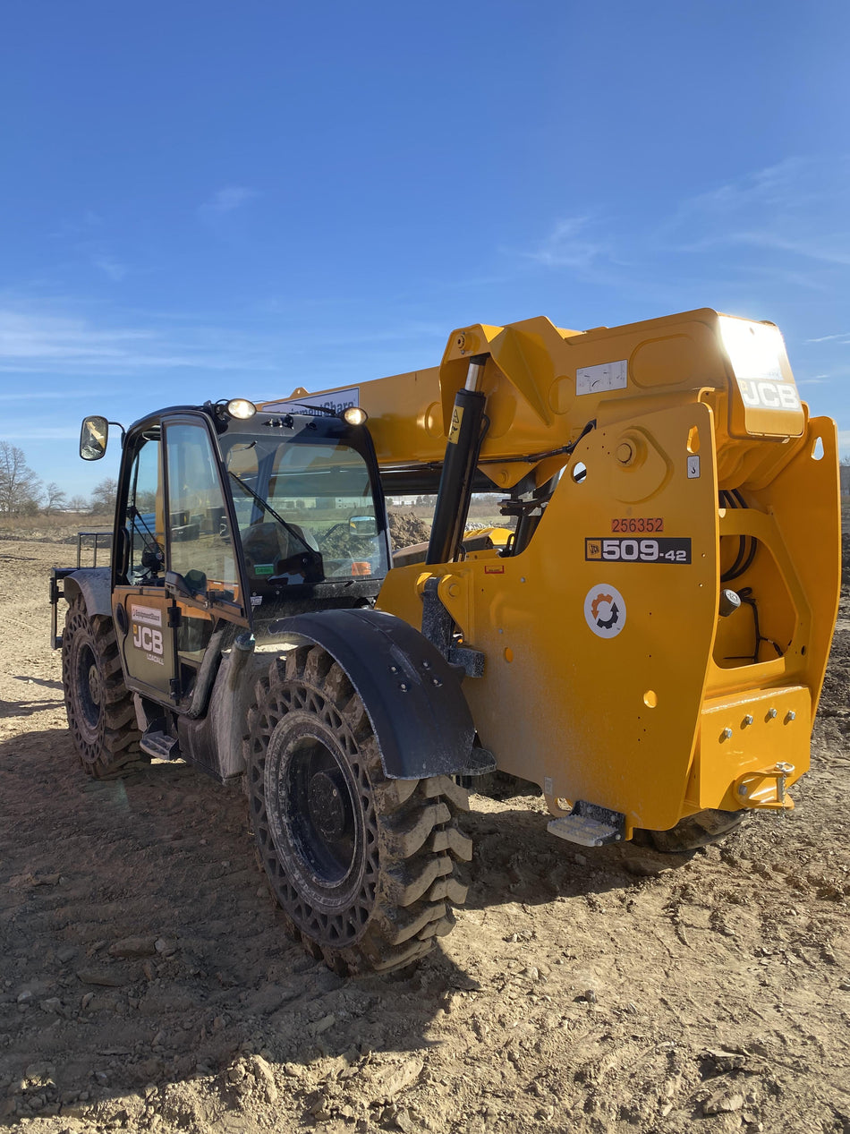 2022 JCB 509-42