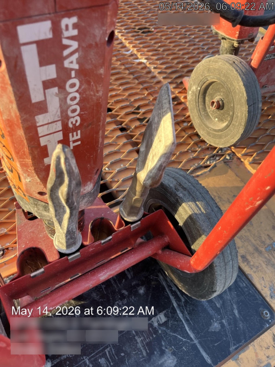 2020 HILTI TE 3000-AVR