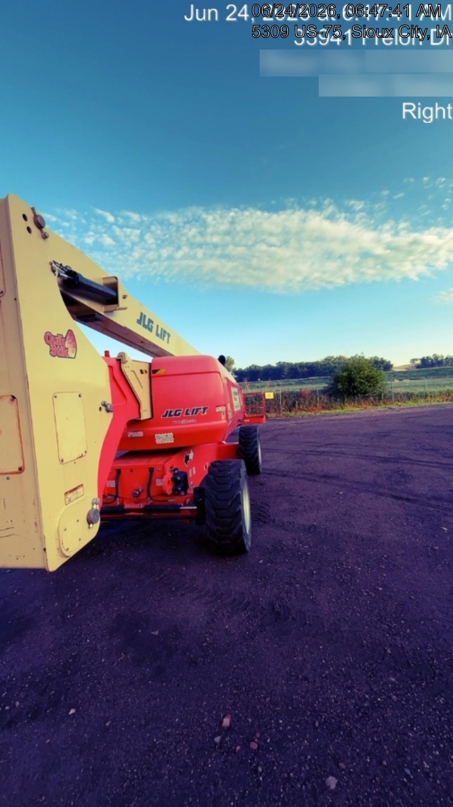 2021 JLG 800AJ