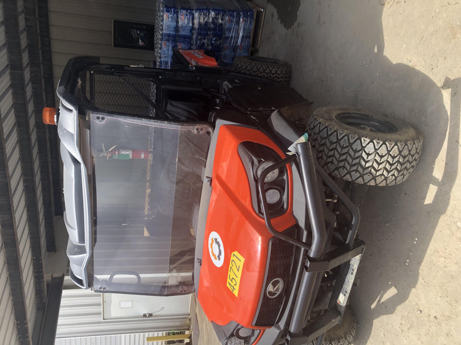 2019 Kubota RTV-XG850WL-H 4wd Utility Cart, Gas, 2 Seat, LED Strobe, Windshield Tempered Glass, Plastic Canopy, Wire Harness Kit, Backup Alarm