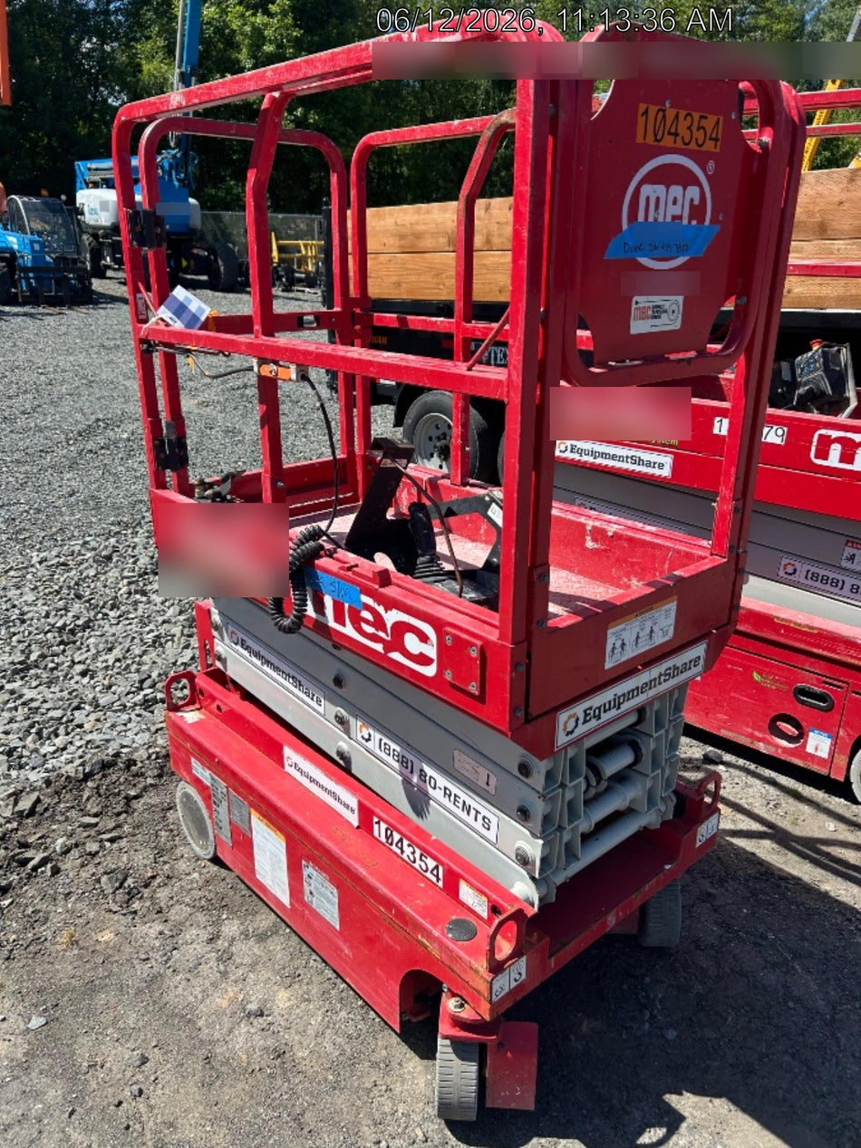 2020 MEC 1330SE Solid NM Tires, Steel Swing out Doors, LCS, Beacon, 900W Inverter
