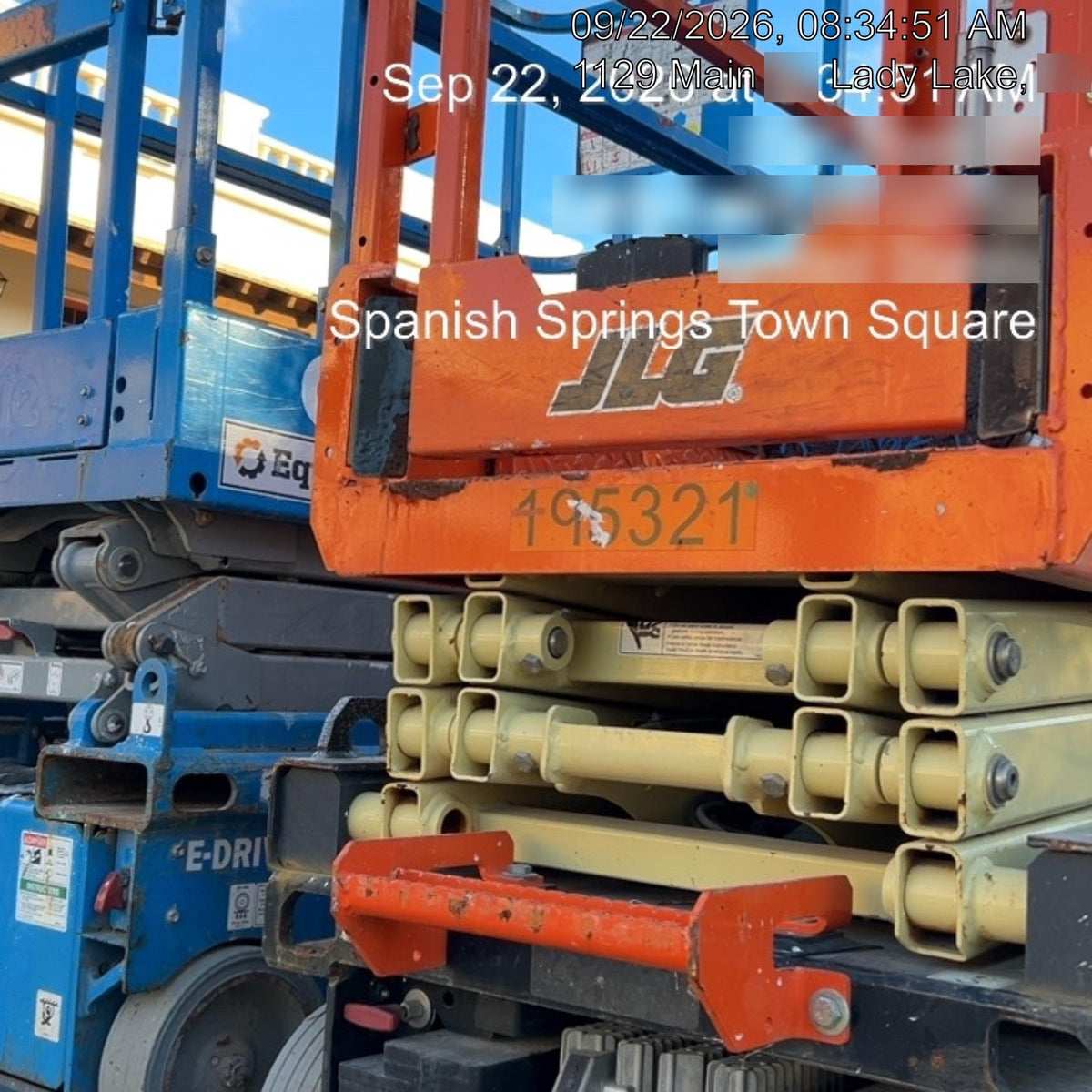 2021 JLG ES1330L