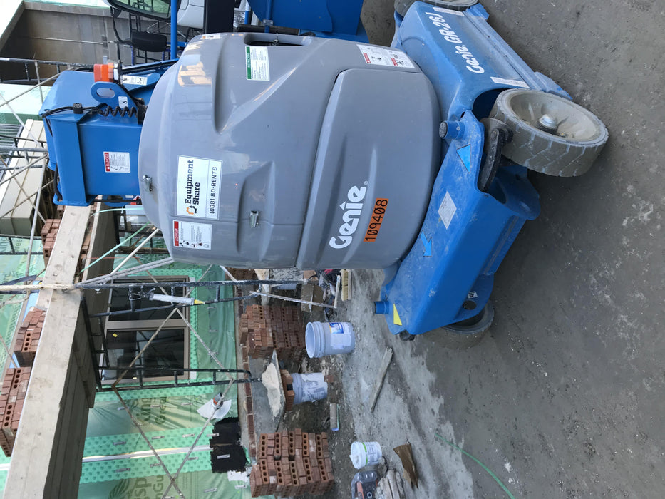 2020 GENIE GR-26J
