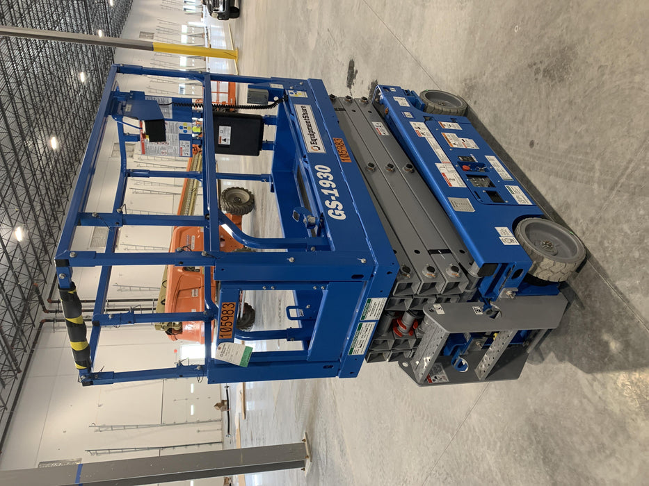 2020 Genie GS-1930 Solid Non Marking Tires, Beacon, Folding rails with half height swing gate