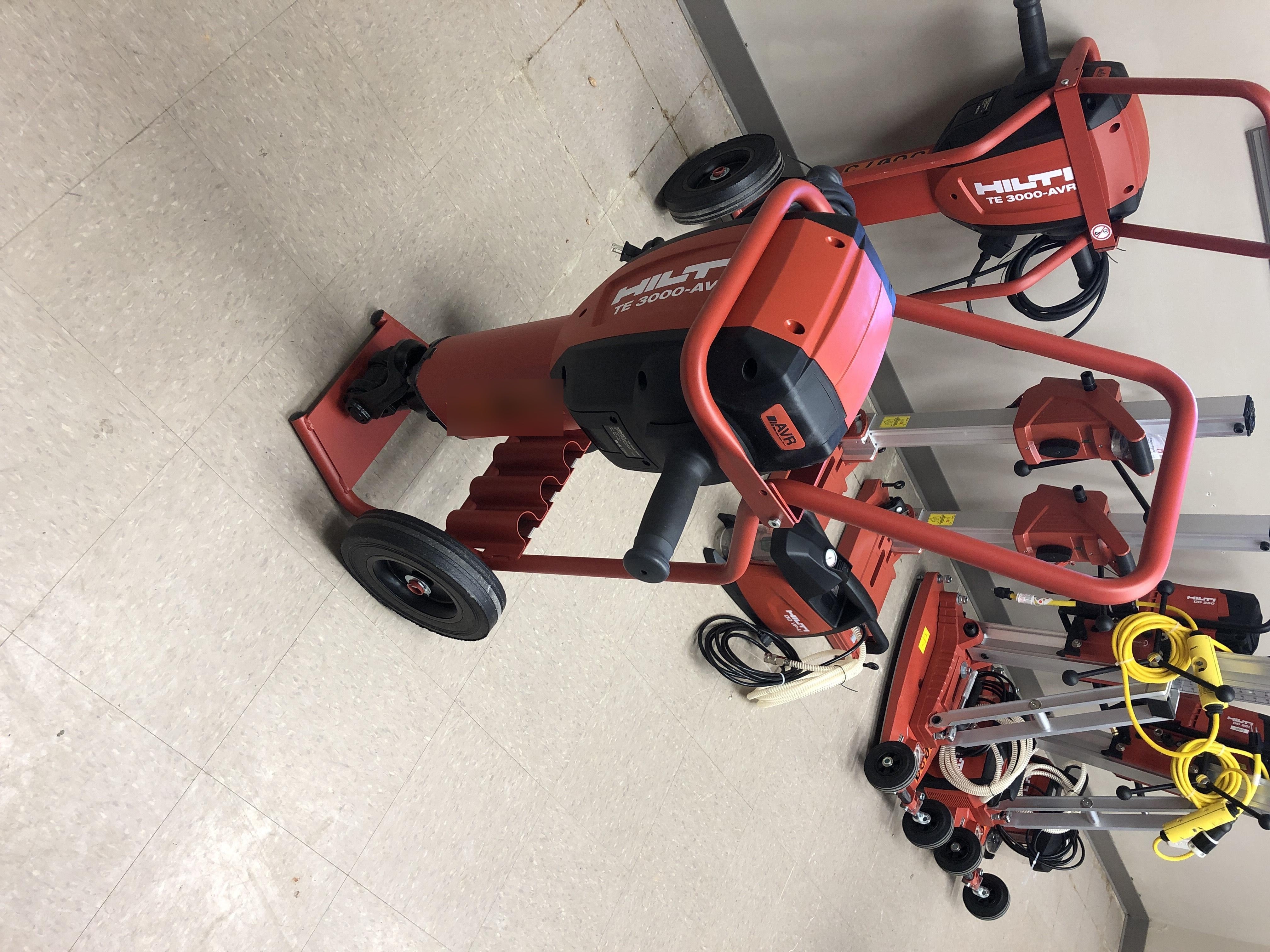 2019 HILTI TE 3000-AVR