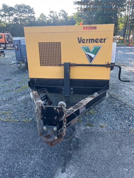 2021 Vac-Tron LP573XDT T4 Koehler Diesel Engine, 500 Gallon Debris Tank, x2 100 Gallon Water Tanks