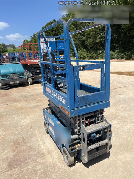 2021 GENIE GS-1330m