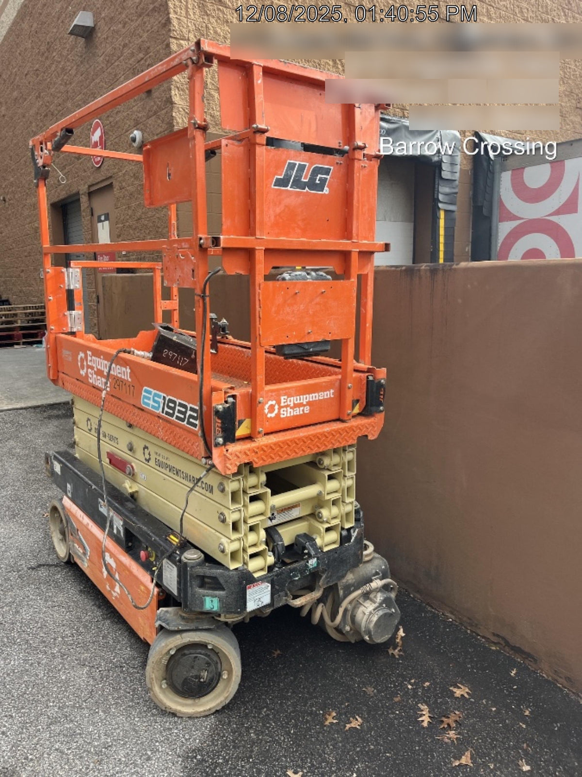 2023 JLG ES1932