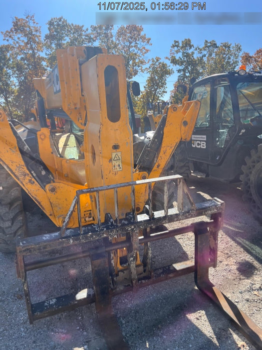 2020 JCB 510-56 Cab/Heat/Air, Solid Tires, Work Lights, Beacon, Aux Hydraulics, Back up Alarm, Lifting Eye, ES Decals