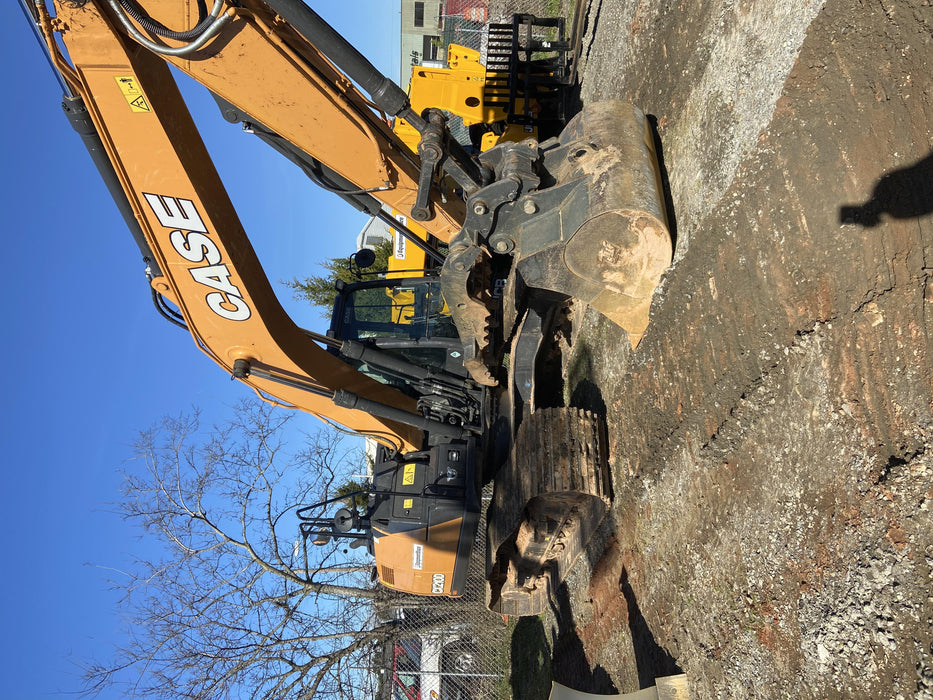2020 CASE CX210D