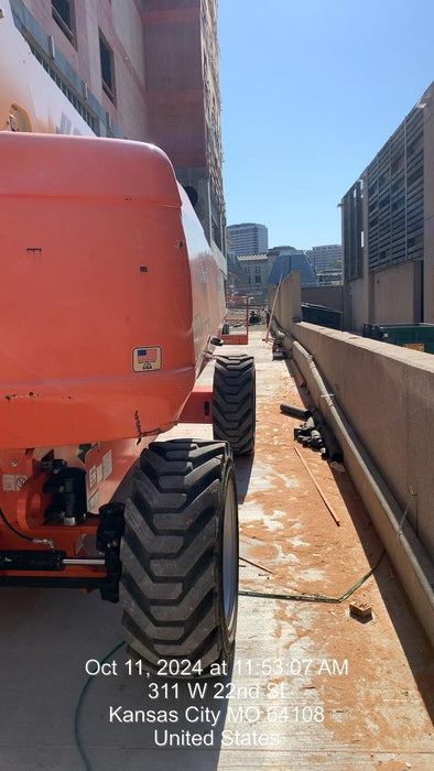 2019 JLG 860SJ