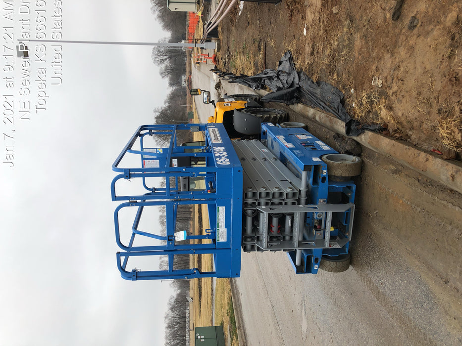 2020 Genie GS-3246 Standard, Folding full height swing gate