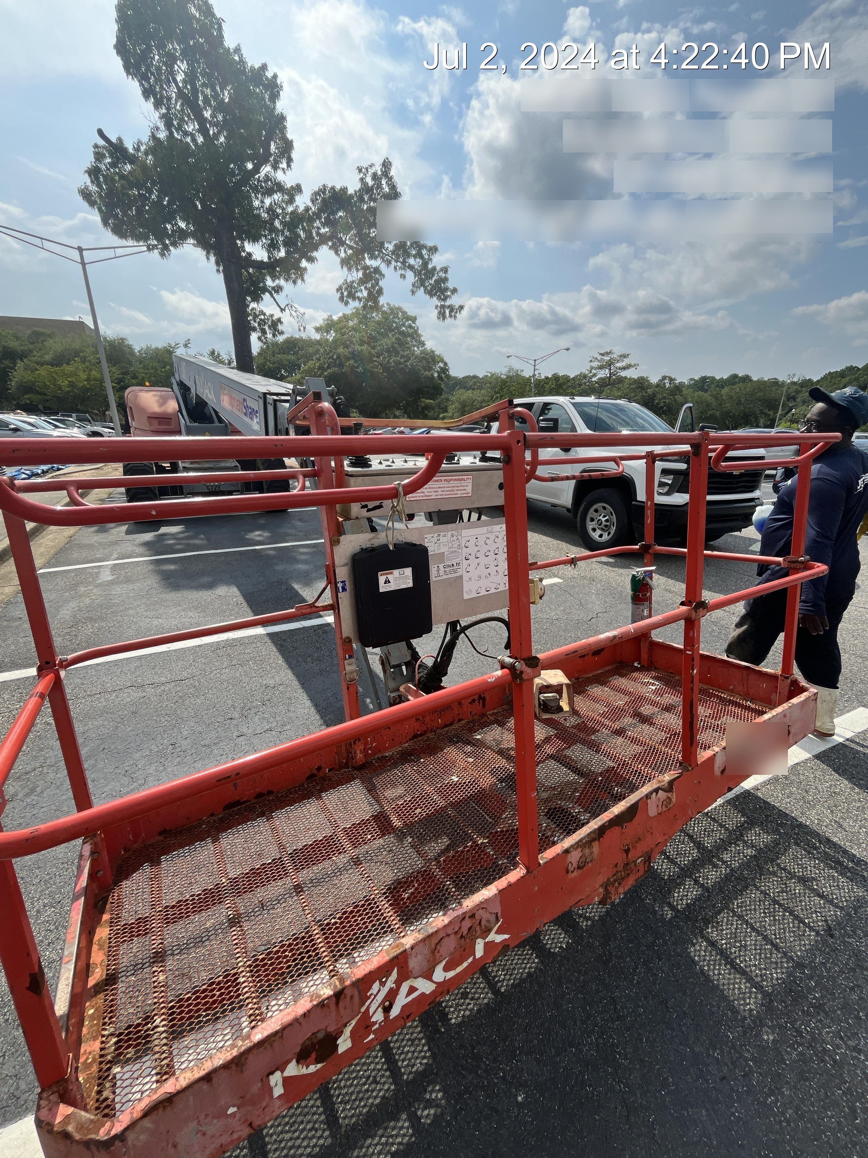 2017 SKYJACK SJ86T